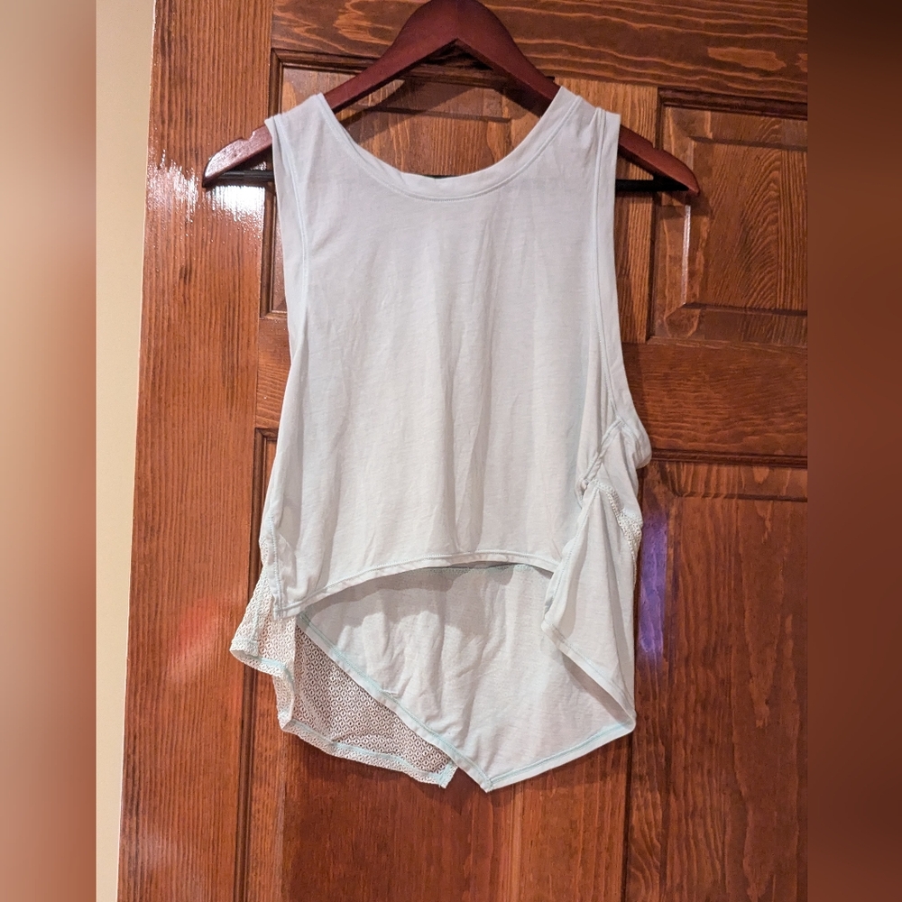 Cropped tank top